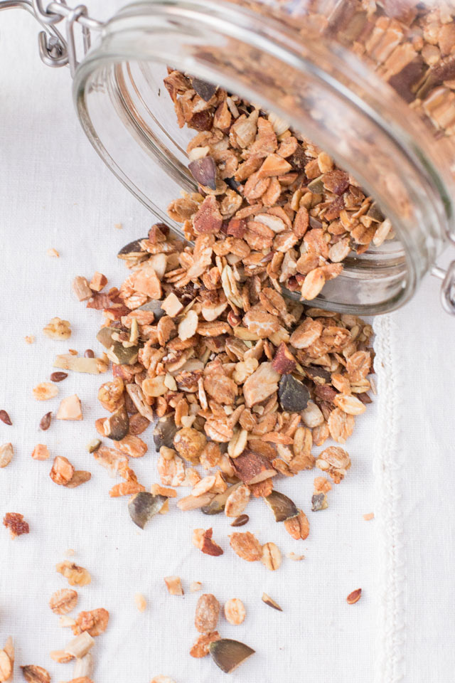 Wake Up Superfood Granola - Rezept und Infos zu Nährstoffen und Wirung von Carrots for Claire