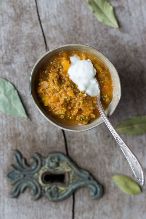 Paprika Eintopf mit Quonoa und Linsen