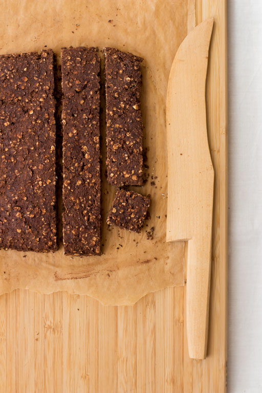 vegane Mandelbrownies mit Vanillesoße