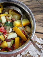 Ein sehr persönlicher Einblick und Minestrone mit Trockenpflaumen (vegan)