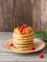 Über doppeltes Glück (Mamaglück und Buchglück!) und gesunde Pancakes